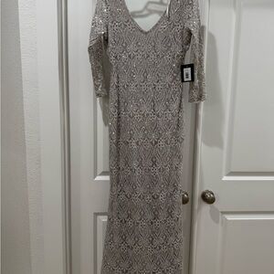 Elegant Lace Evening Gown